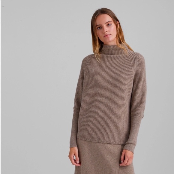 Club Monaco Tops - Emma Cashmere Sweater, size M